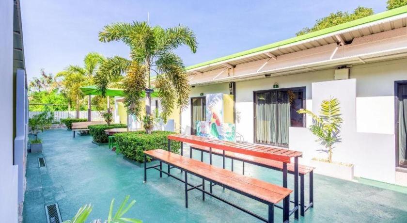 Oyo 450 Rawai Studios Resort Ngoại thất bức ảnh