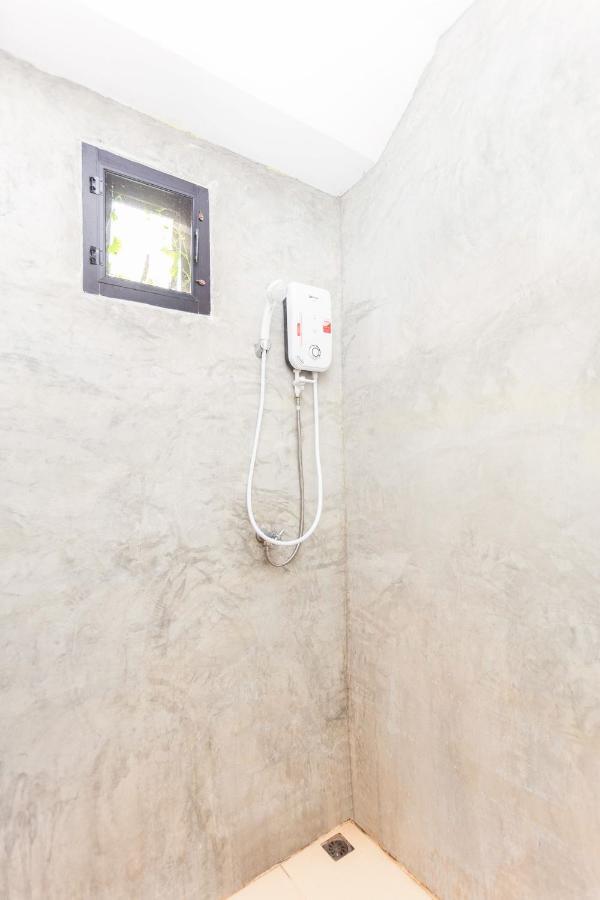 Oyo 450 Rawai Studios Resort Ngoại thất bức ảnh